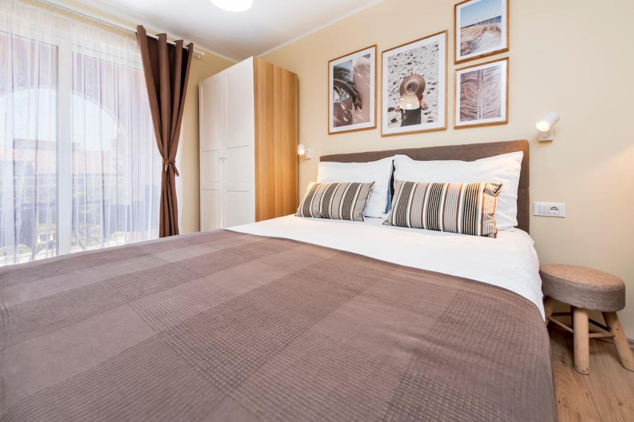 Apartments Villa Istria Ровинь Экстерьер фото